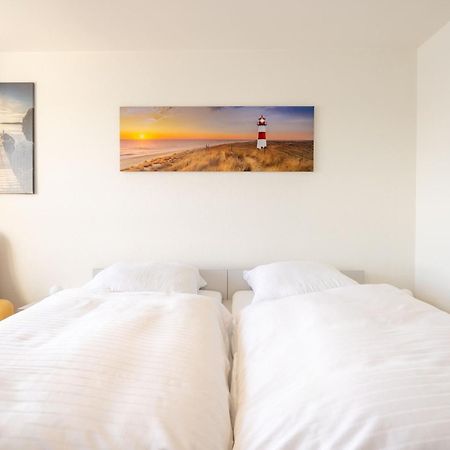 Gemuetliche Ferienwohnung Mit Meerblick Direkt Am Hafen Wilhelmshaven Exterior foto