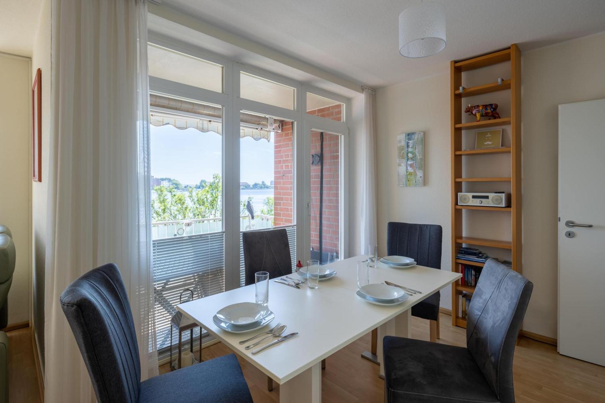 Gemuetliche Ferienwohnung Mit Meerblick Direkt Am Hafen Wilhelmshaven Exterior foto
